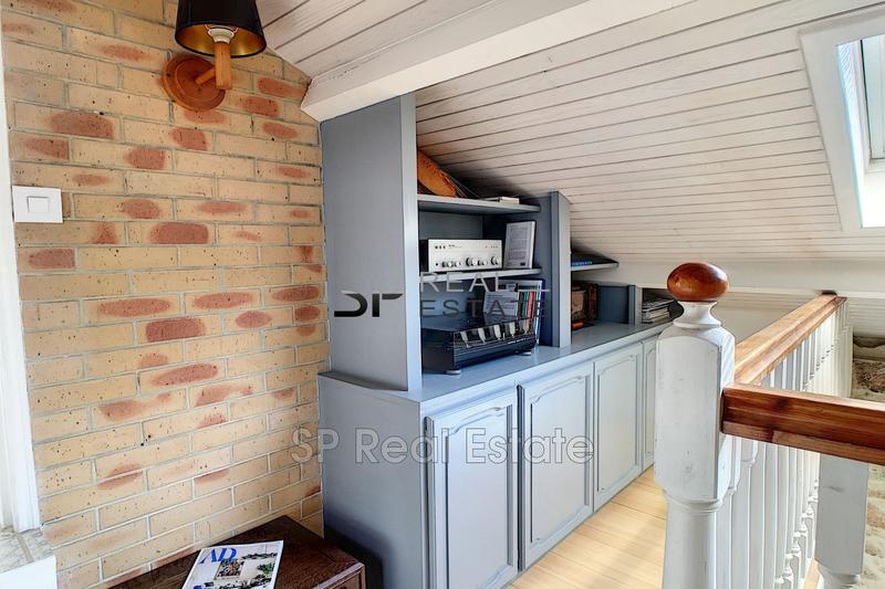 Maison - 178 m² - 6 pièces