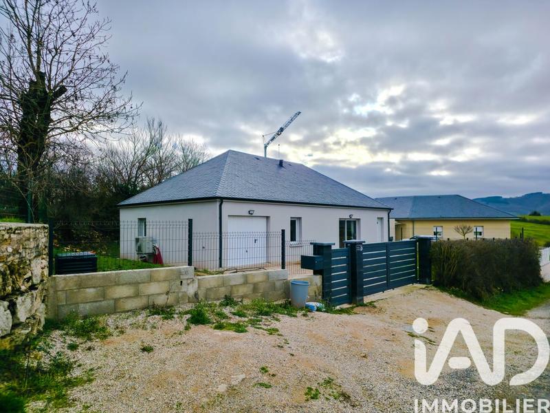 Maison - 92 m² - 4 pièces