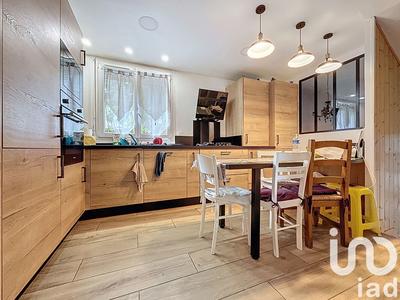 Maison de ville - 77 m² - 4 pièces