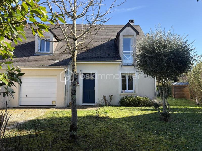 Maison traditionnelle - 105 m² - 5 pièces