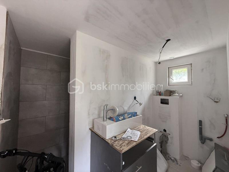 Propriété - 148 m² - 5 pièces