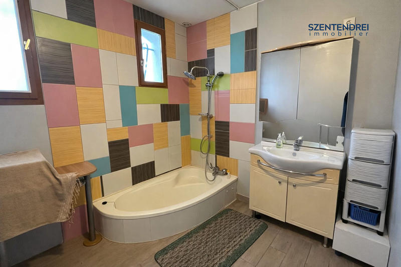 Maison - 135 m² - 6 pièces