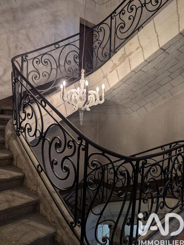 Appartement - 144 m² - 5 pièces