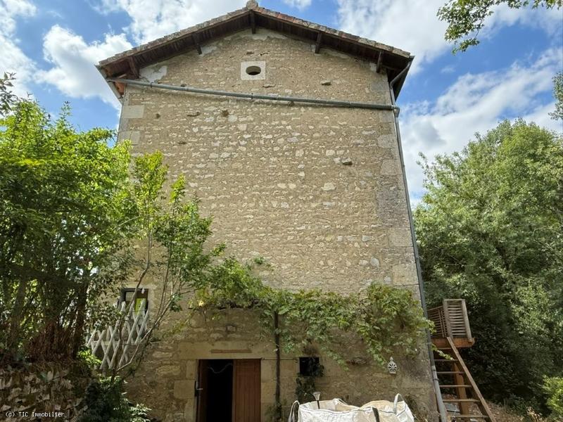 Maison de village - 89 m² - 4 pièces