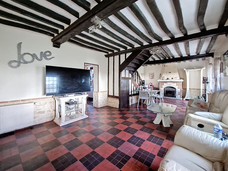 Maison - 90 m² - 4 pièces