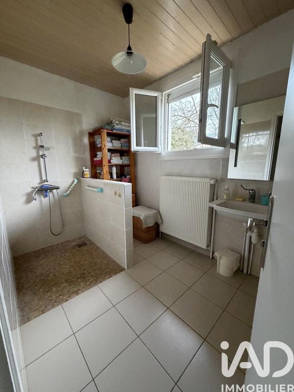 Maison - 100 m² - 5 pièces