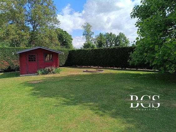 Maison - 140 m² - 8 pièces