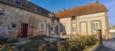 Maison - 300 m² - 8 pièces