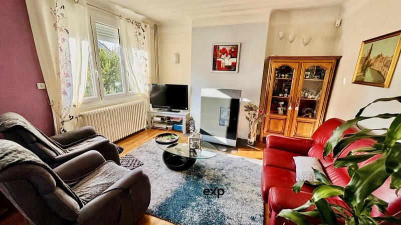 Maison de ville - 134 m² - 7 pièces