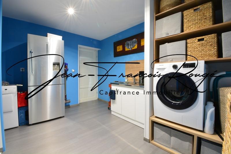 Maison - 200 m² - 7 pièces