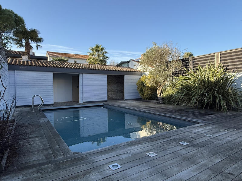 Maison - 178 m² - 5 pièces