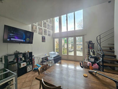 Maison - 197 m² - 7 pièces