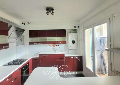 Maison - 92 m² - 4 pièces