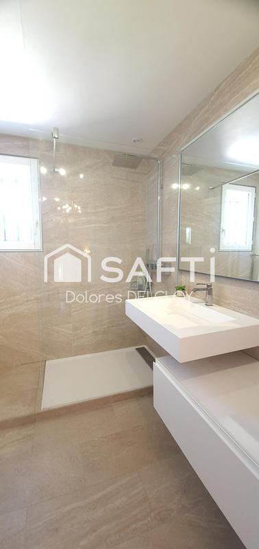 Villa - 202 m² - 7 pièces