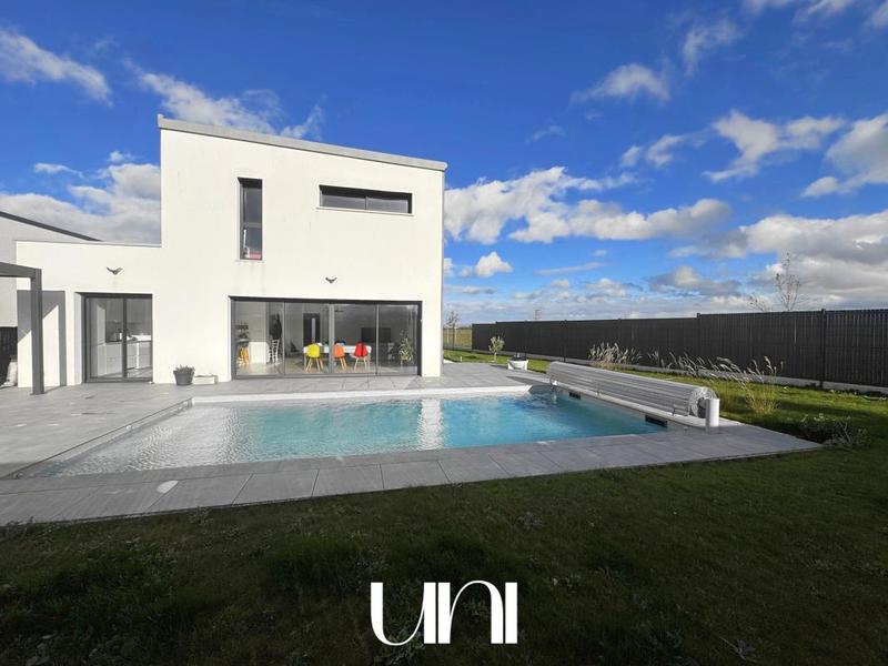 Maison - 178 m² - 6 pièces