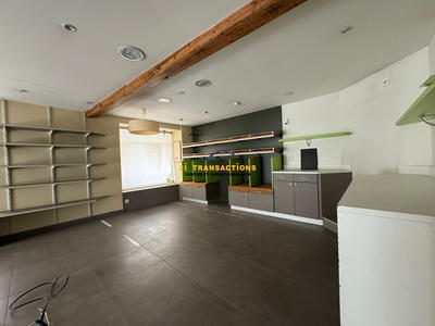 Fonds de commerce - 110 m²