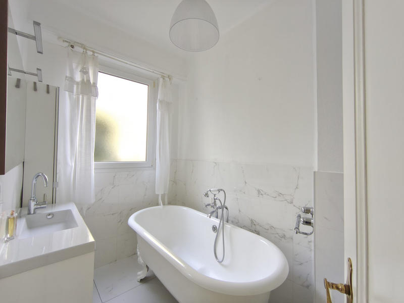 Appartement - 95 m² - 5 pièces