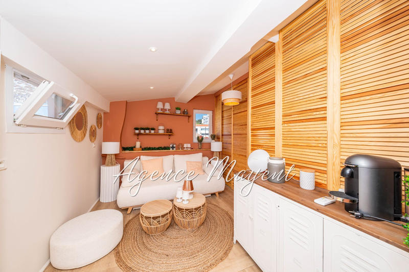 Appartement - 110 m² - 4 pièces