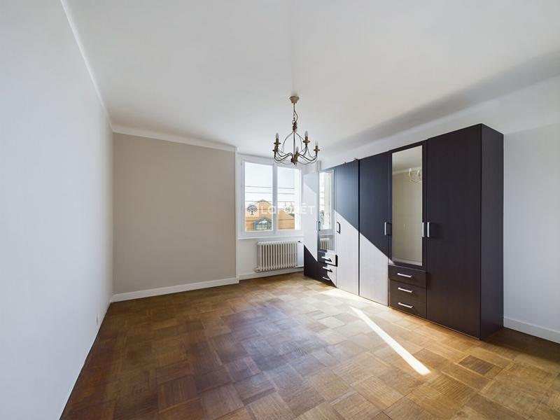 Maison - 128 m² - 7 pièces
