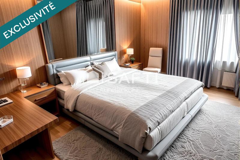 Appartement - 100 m² - 5 pièces