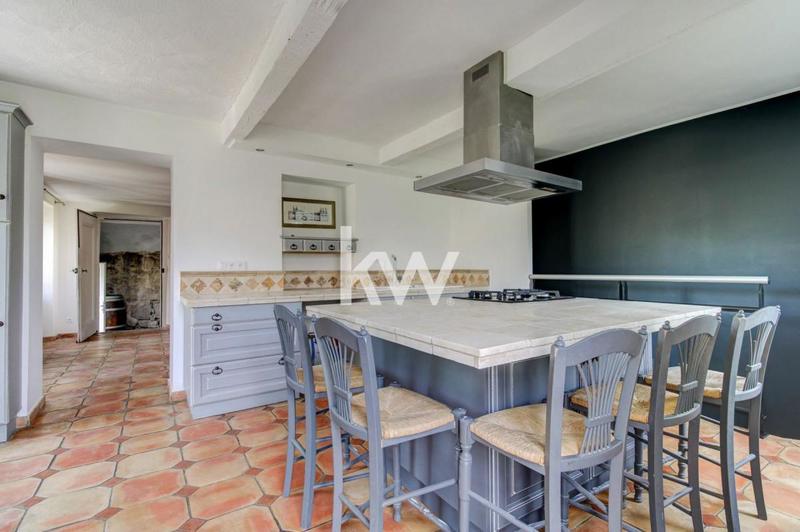 Maison - 167 m² - 5 pièces