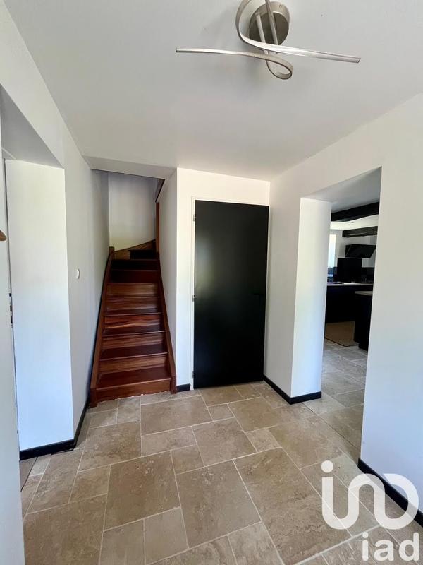 Maison - 180 m² - 8 pièces