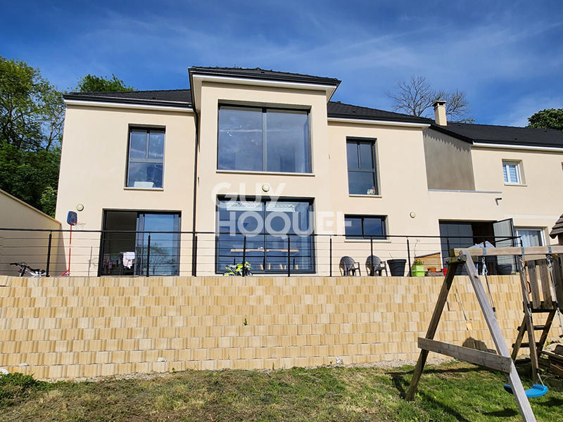 Maison - 144 m² - 6 pièces