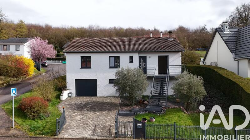 Maison - 122 m² - 6 pièces