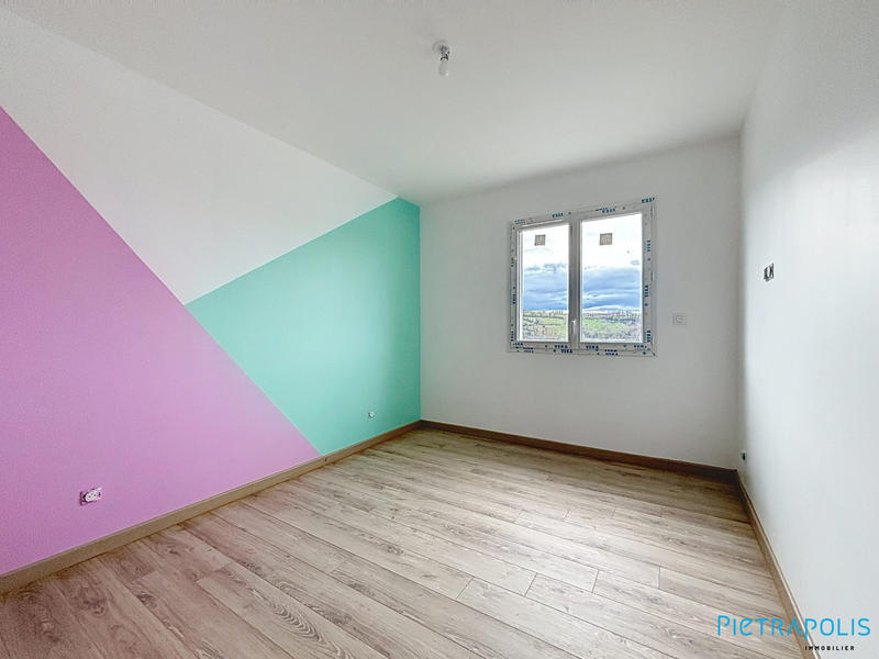 Villa - 102 m² - 5 pièces