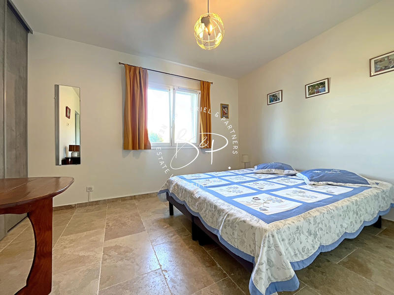 Maison - 185 m² - 6 pièces