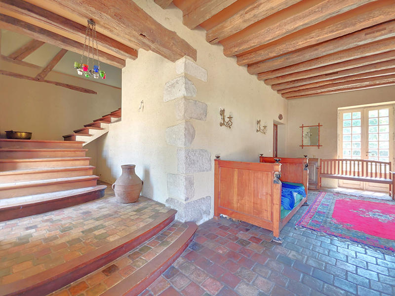 Maison - 265 m² - 10 pièces