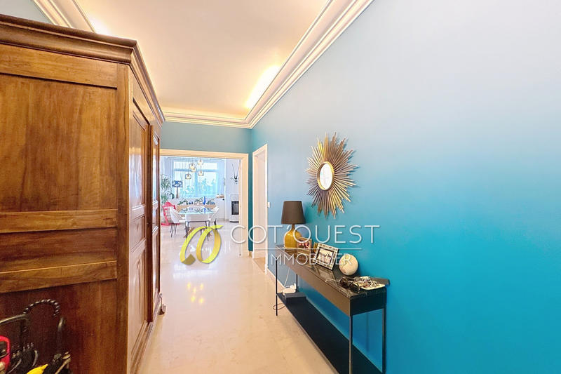 Appartement - 110 m² - 4 pièces