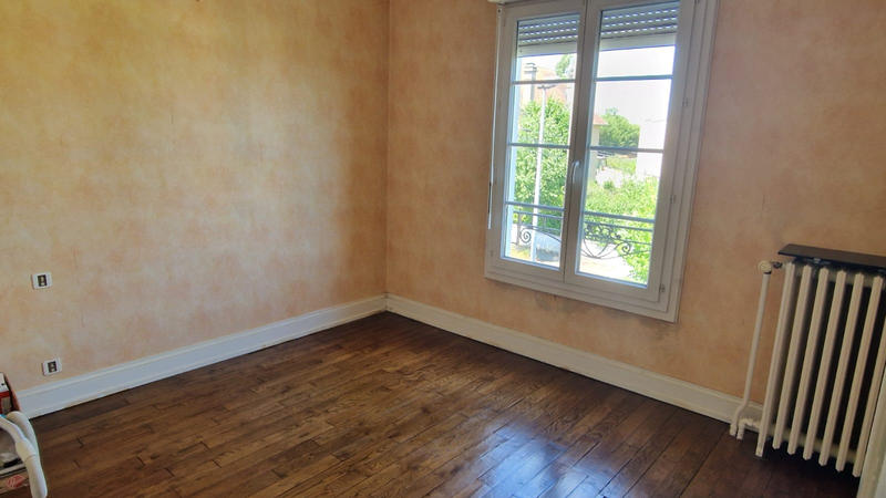 Maison - 93 m² - 5 pièces