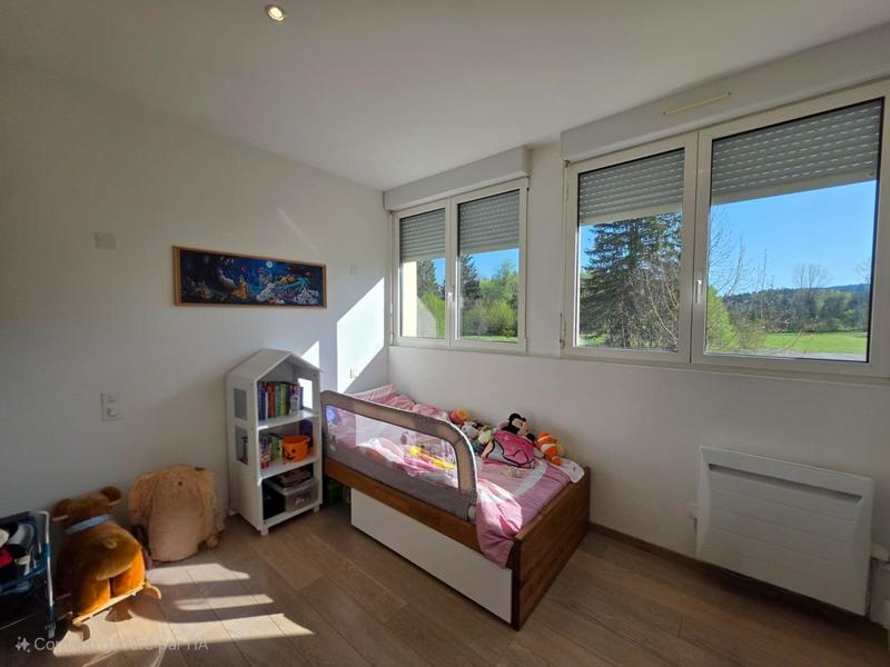 Appartement - 104 m² - 5 pièces