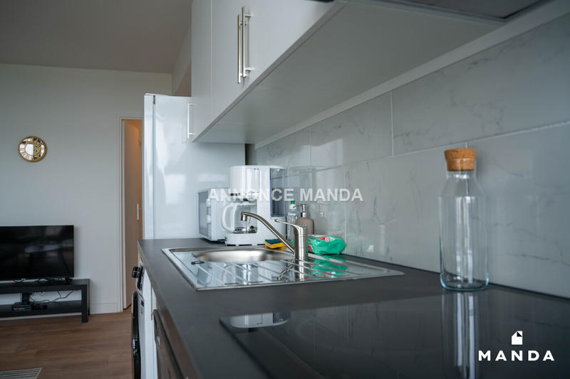 Chambre - 10 m² - 5 pièces