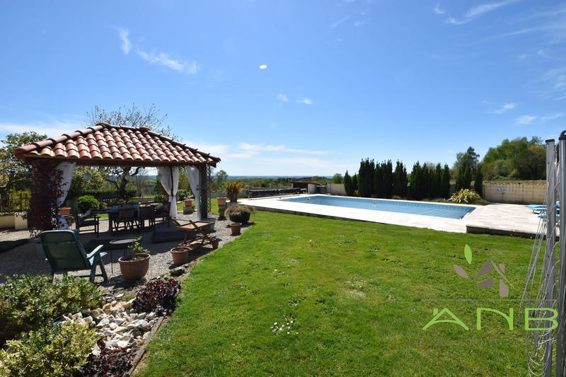 Maison ancienne - 300 m² - 10 pièces