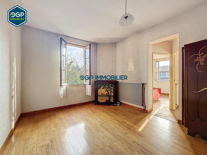 Maison - 147 m² - 8 pièces