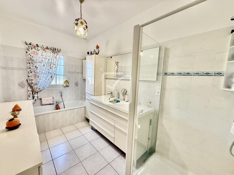 Maison - 150 m² - 7 pièces