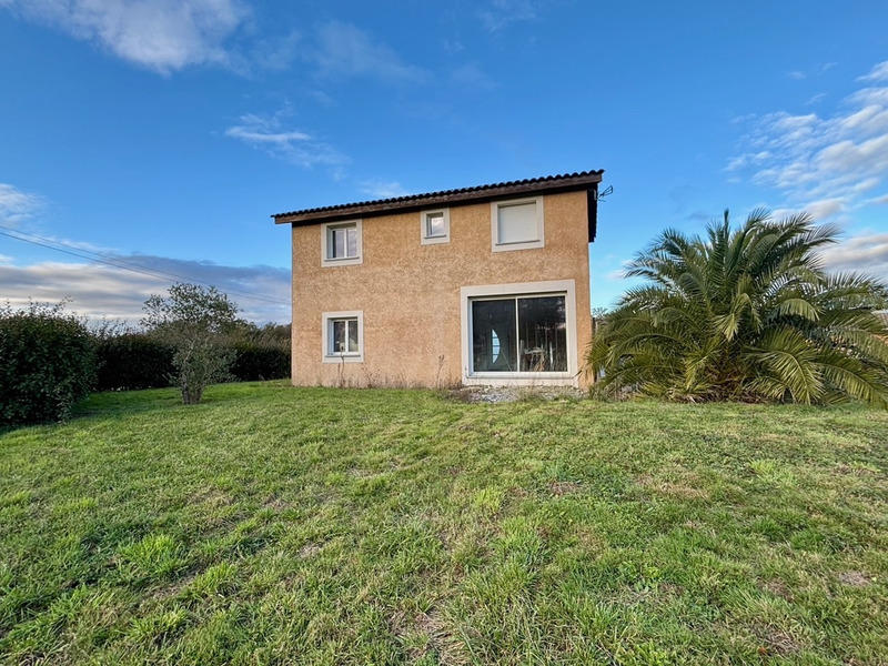 Maison - 105 m² - 4 pièces