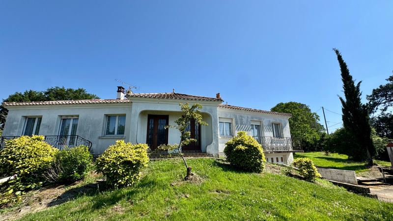 Maison - 120 m² - 6 pièces