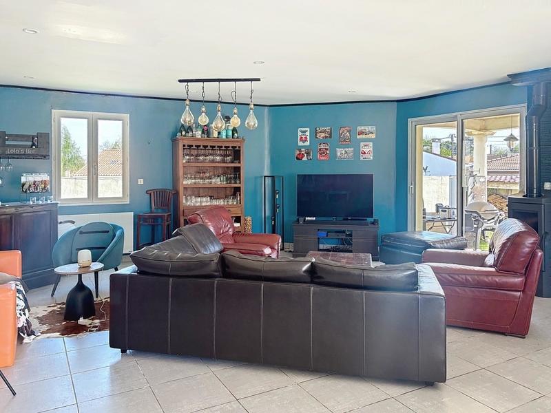 Maison - 140 m² - 5 pièces