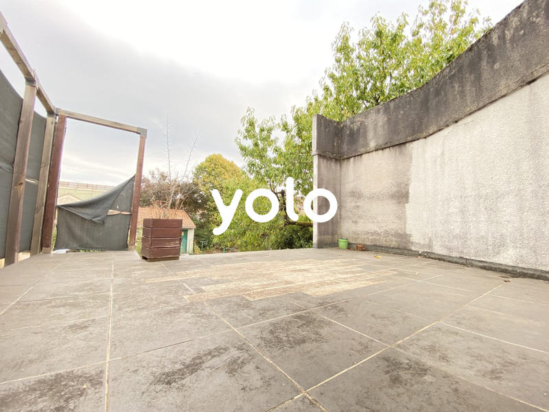 Maison - 95 m² - 5 pièces