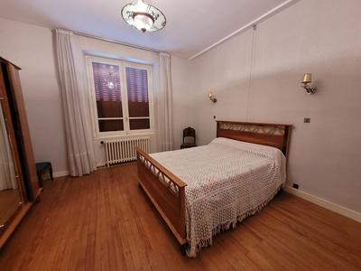 Maison - 306 m² - 10 pièces