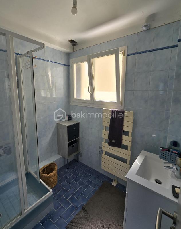 Maison - 185 m² - 7 pièces