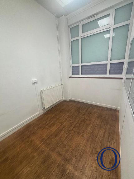 Local commercial - 185 m²