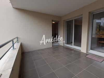 Appartement - 93 m² - 4 pièces