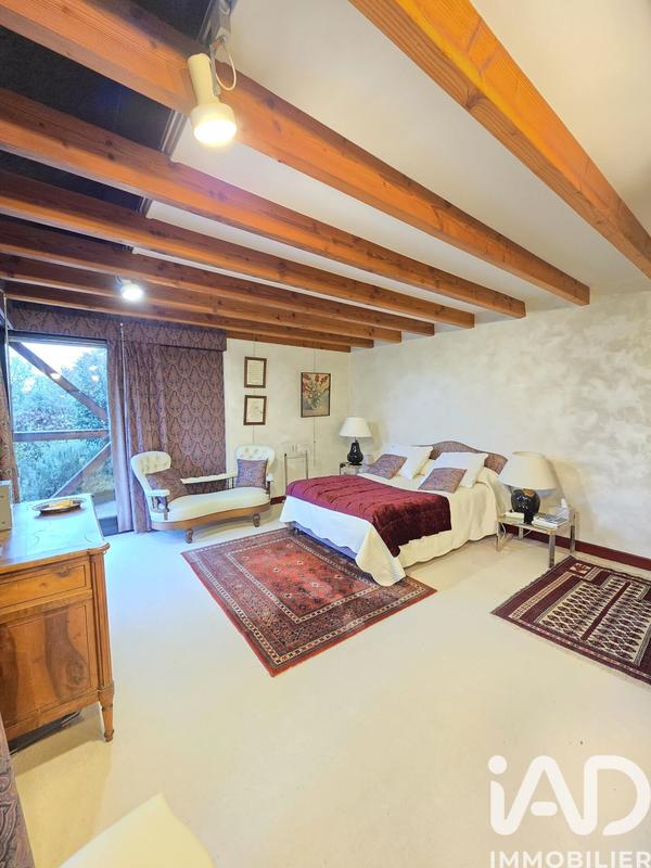 Maison de maîtres - 233 m² - 8 pièces