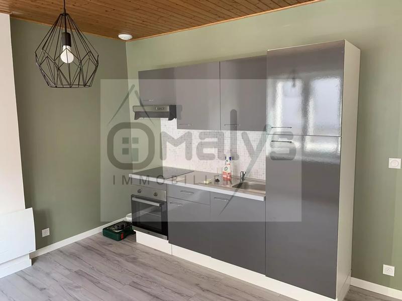 Local commercial - 120 m² - 3 pièces