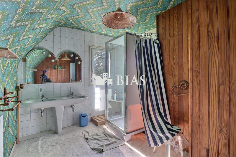 Maison - 170 m² - 6 pièces