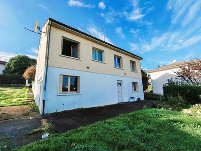 Maison - 89 m² - 5 pièces